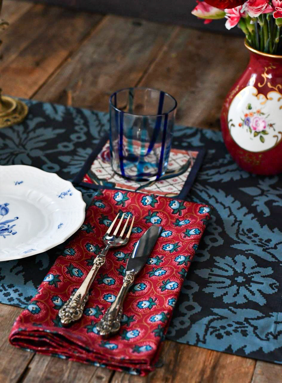 PLACEMAT Damask Navy