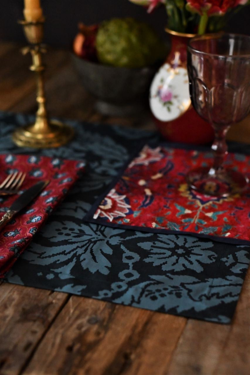 COCKTAIL NAPKINS Set of 4