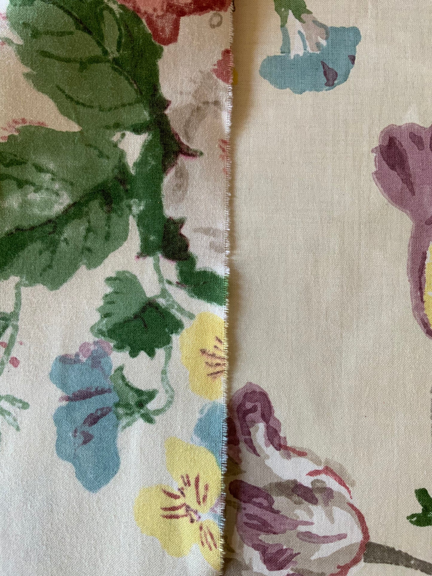 Foxgloves and Dahlias Handprint Chintz Soft Vanilla Background