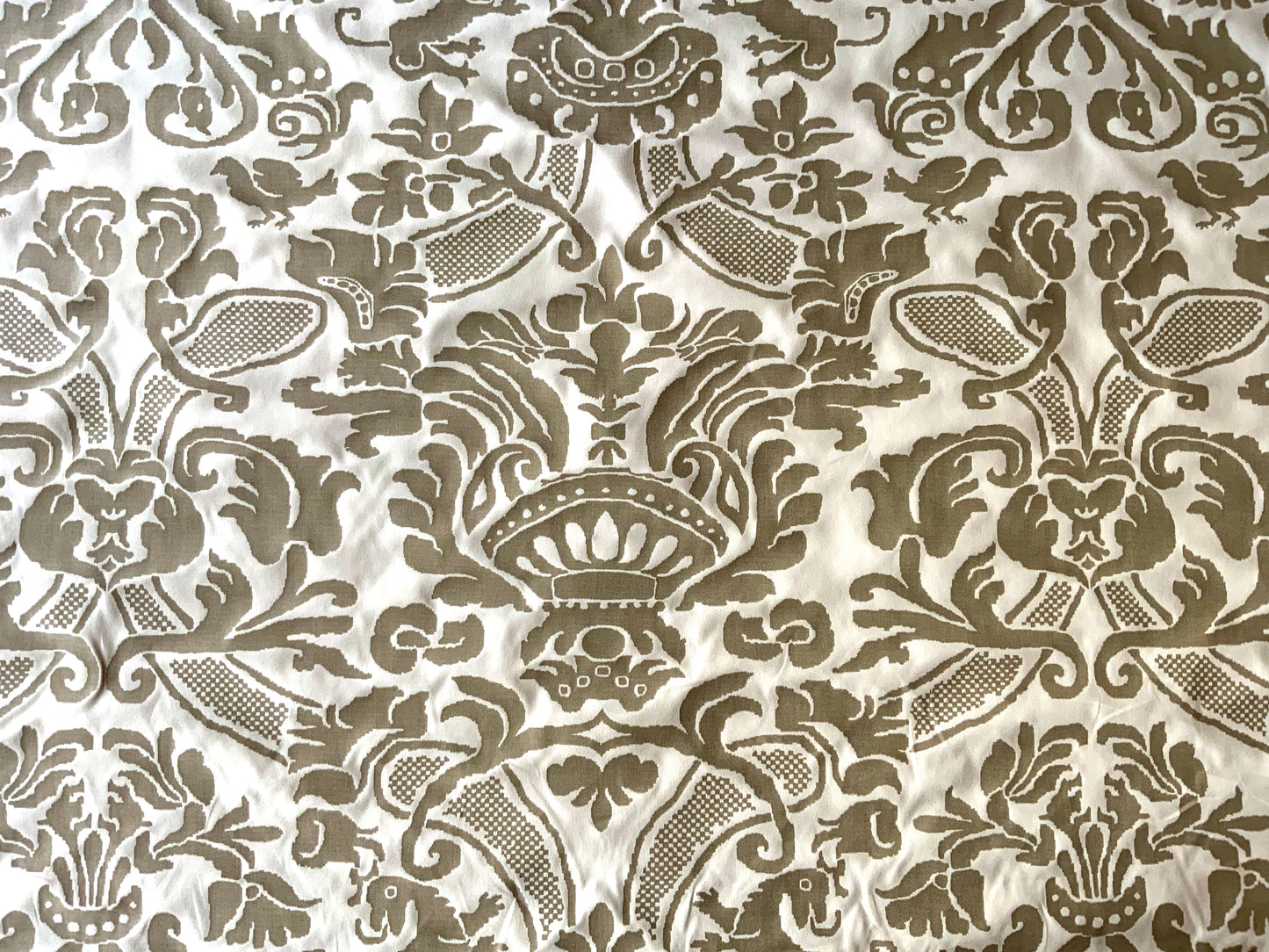 Cowtan & Tout "Winslow Damask" Stone/Moss 1983 Handprint