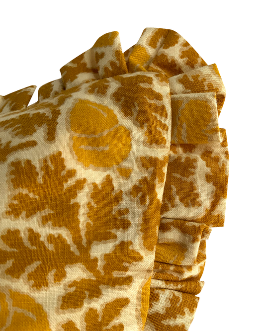 Cushion in “Acorn” Print with Ruffles in yellow/ochre