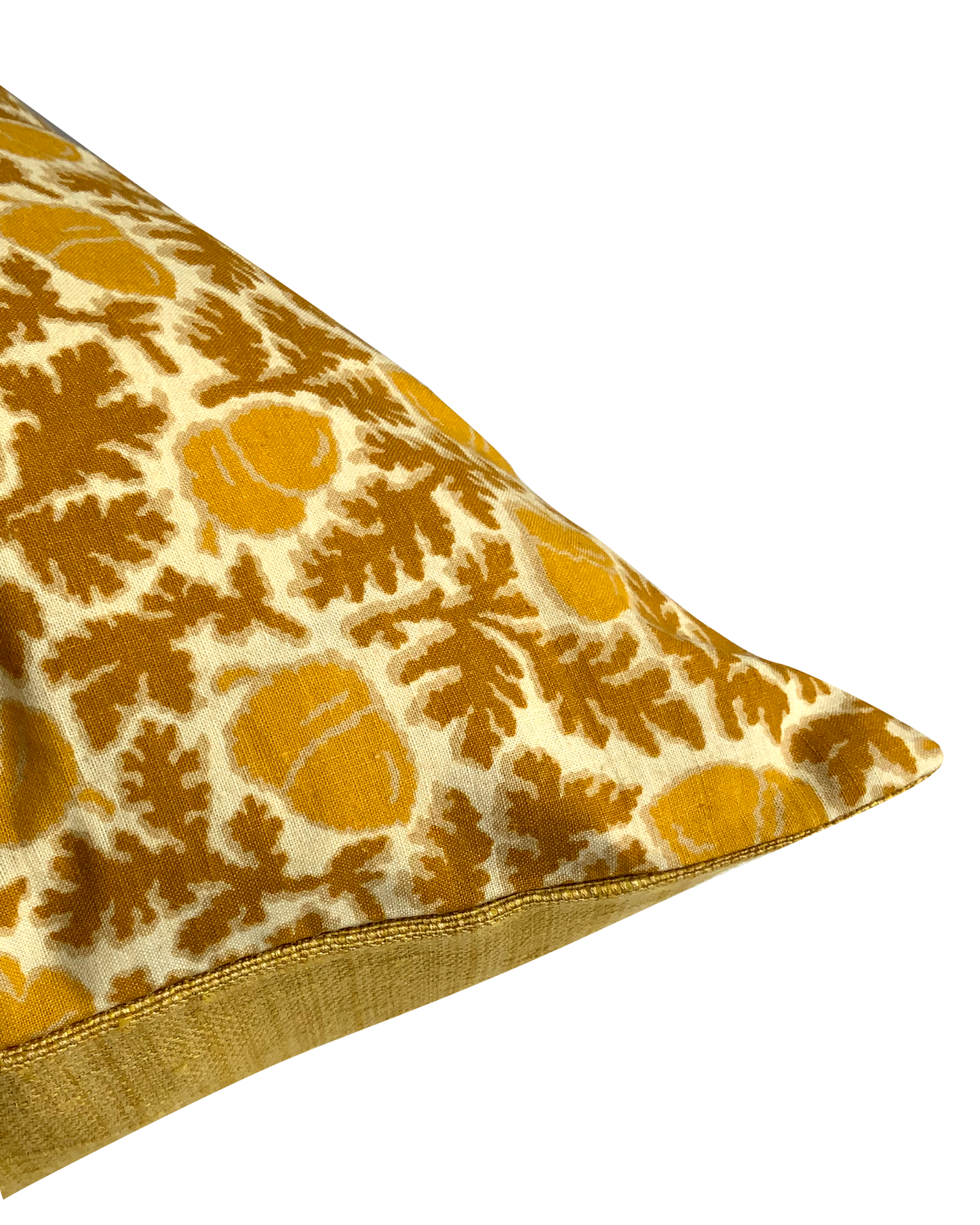 Cushion Cover in “Acorn” Print in yellow/ochre